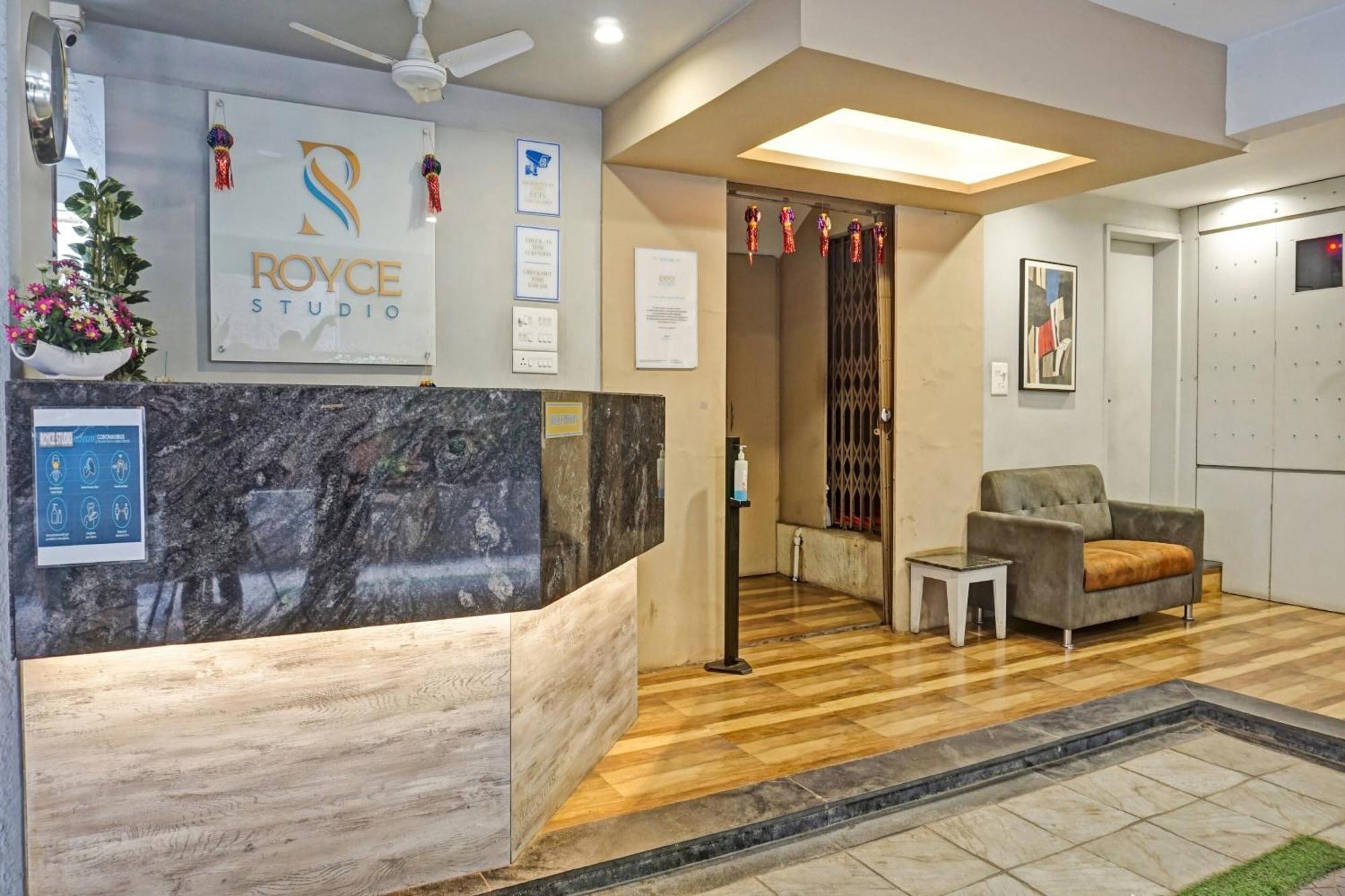 Collection O Royce Studios Near Pune Airport Exterior foto